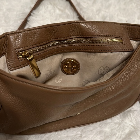 Tory Burch crossbody purse - Picture 5 of 6